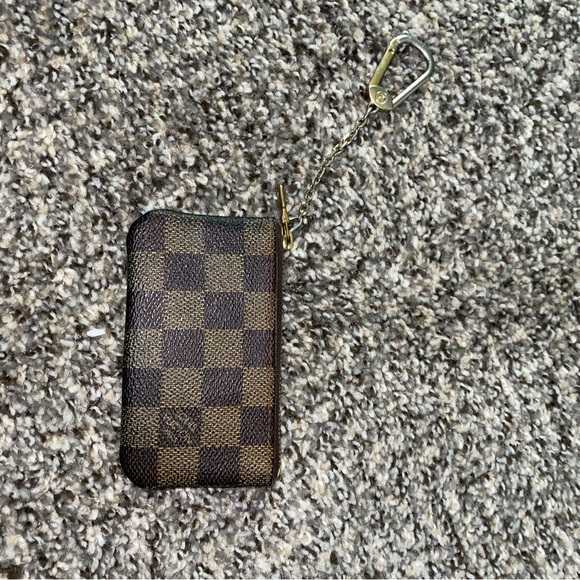 Authetic Louis Vuitton key cles pouch - Picture 2 of 8